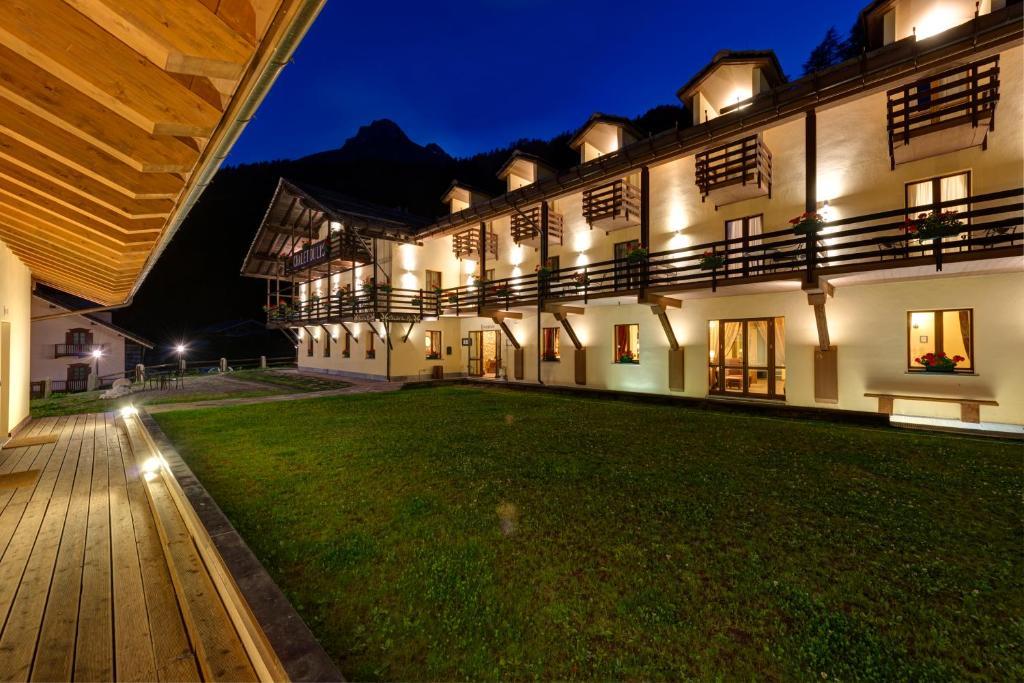 Chalet Du Lys Hotel & Spa Gressoney-la-Trinité Екстериор снимка